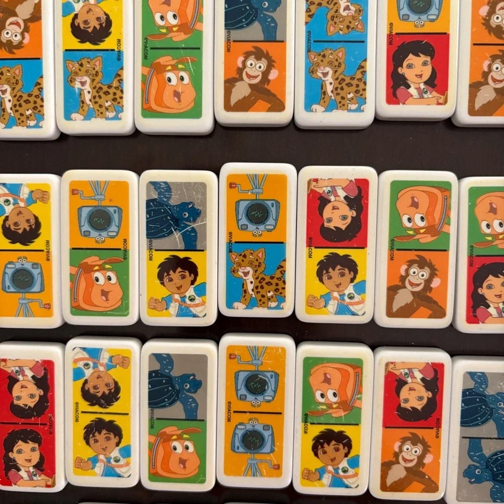 Nick Jr Go Diego Go Dominoes 28 Plastic Pieces in Collector Storage‎ Tin 9003